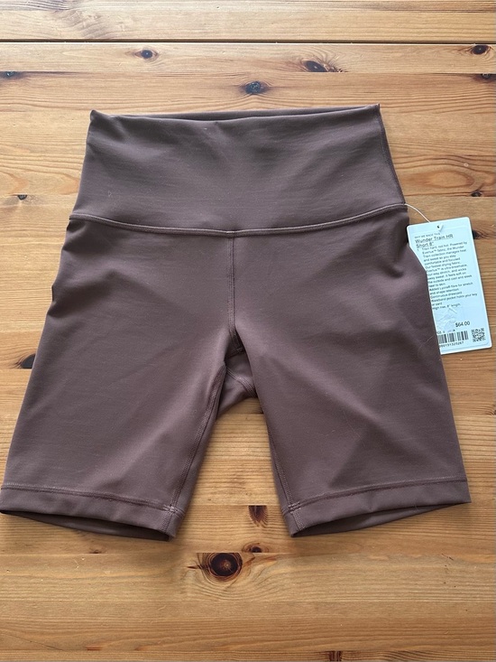 lululemon athletica Pants - NWT Lululemon Wunder Train High-Rise Short 8" in JAVA • Size 6